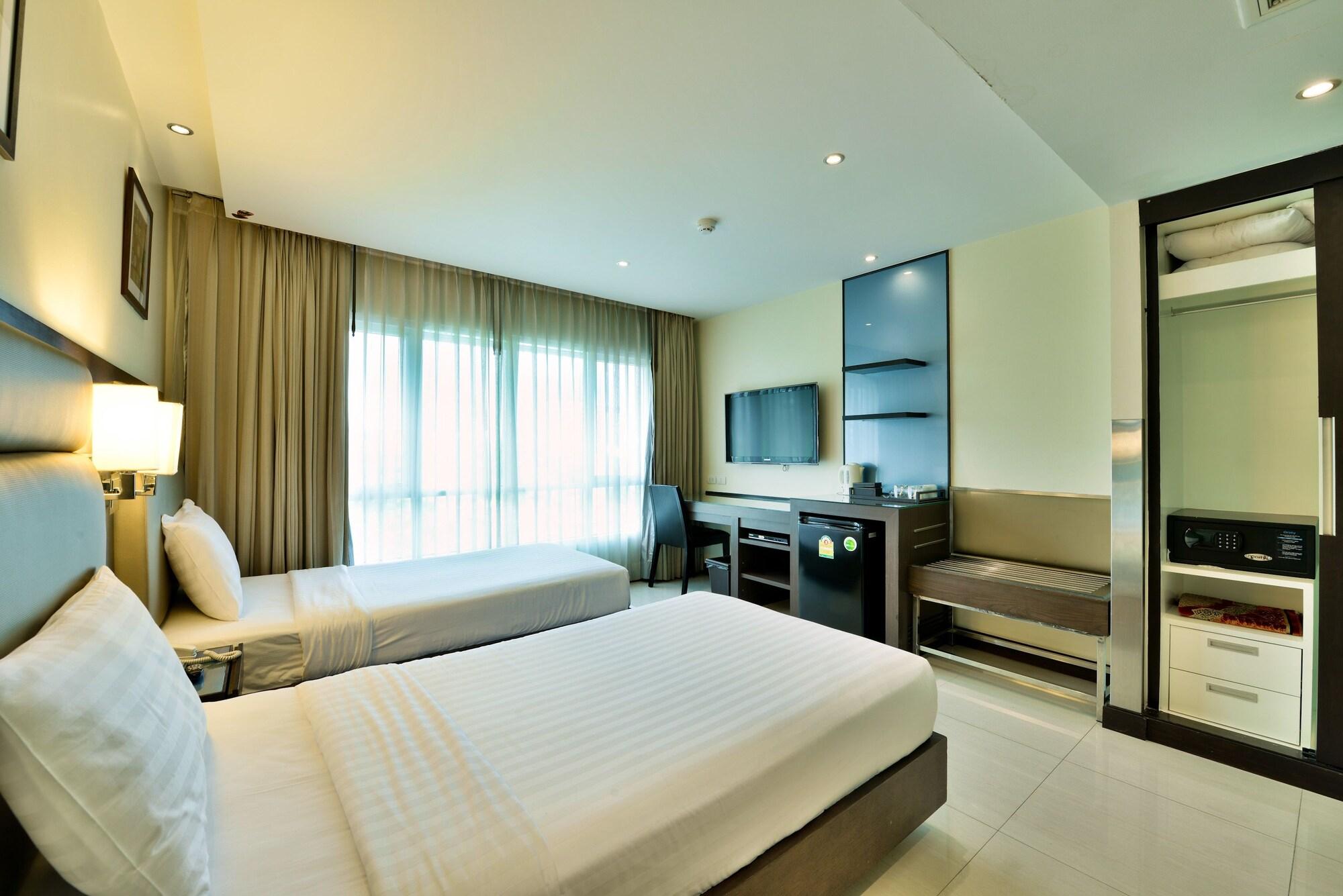 The Prestige Nana Otel Bangkok Dış mekan fotoğraf