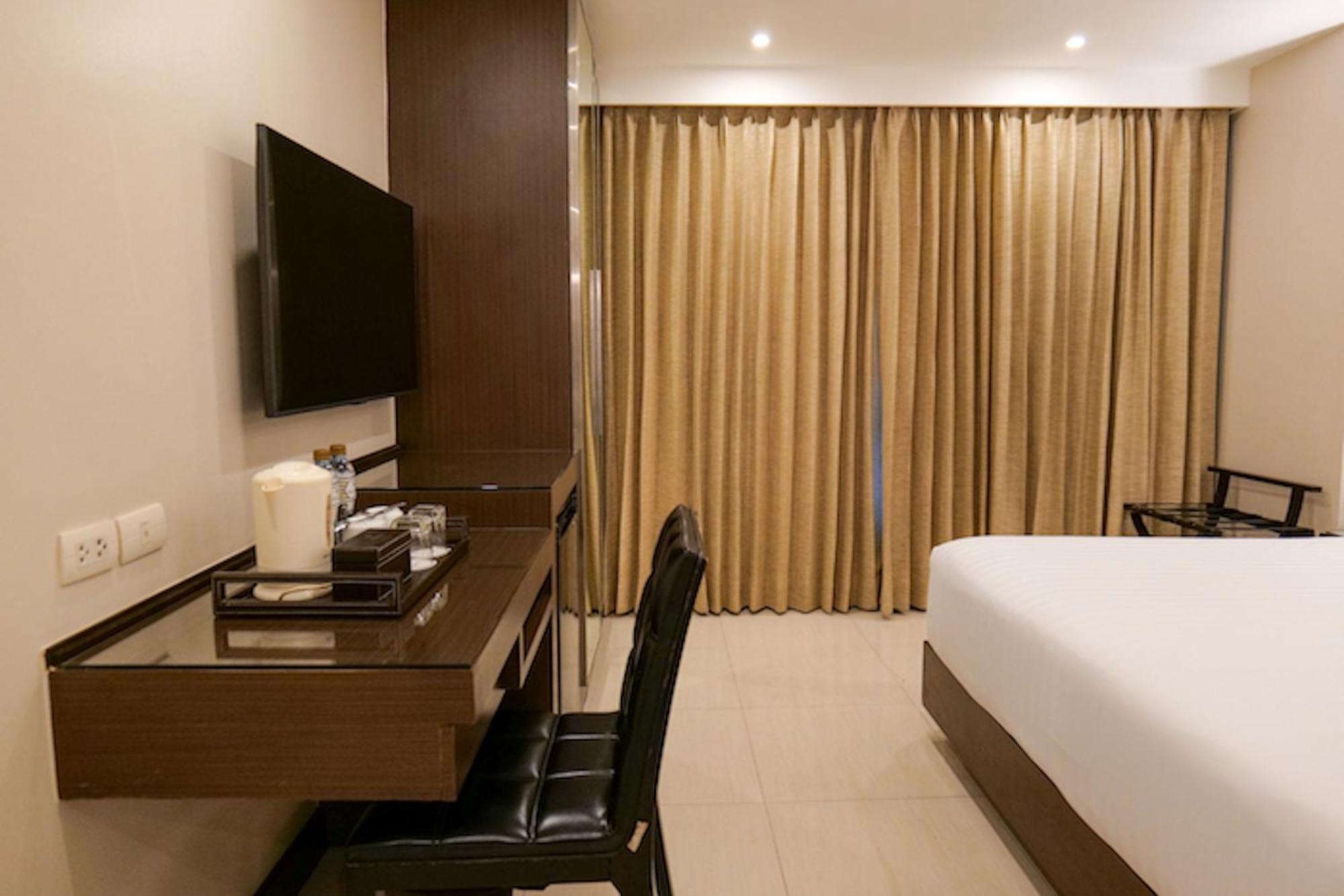 The Prestige Nana Otel Bangkok Dış mekan fotoğraf