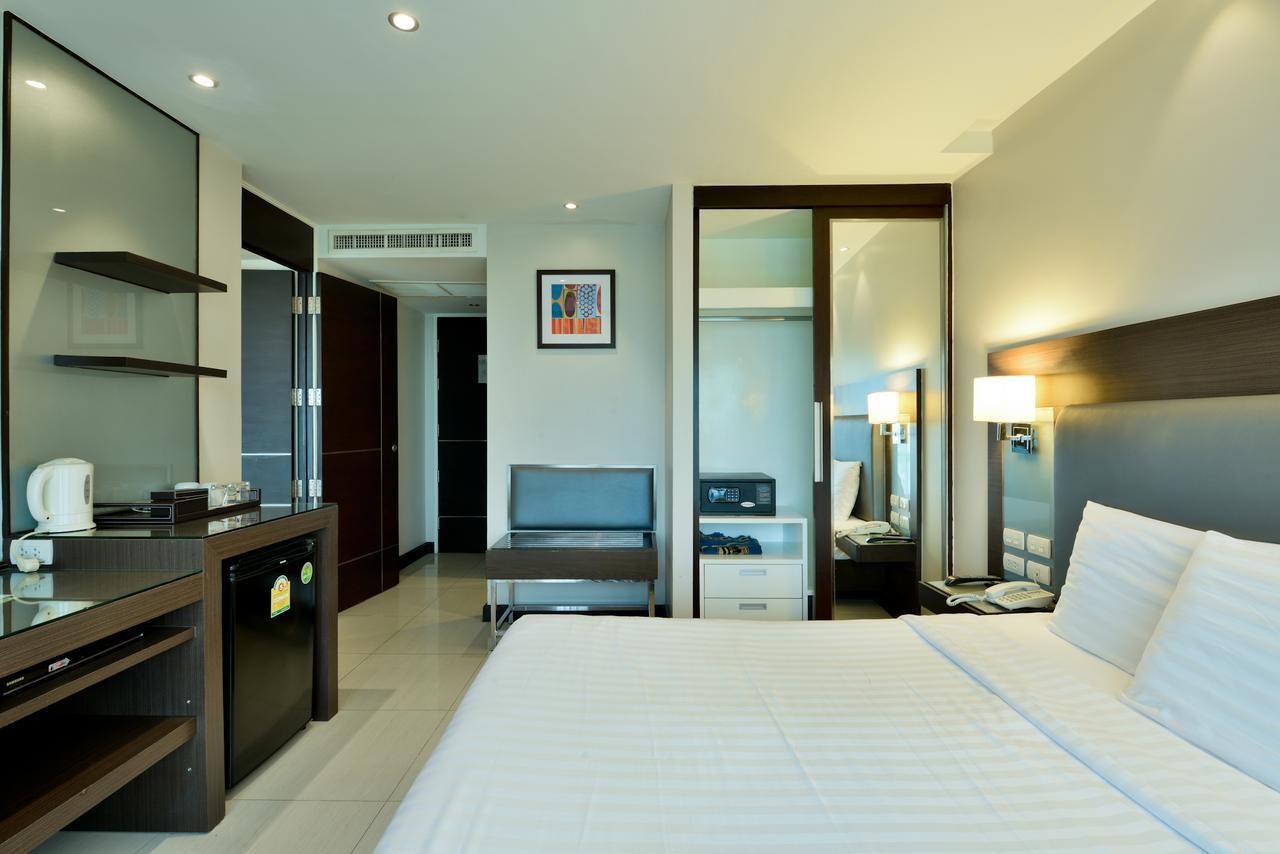 The Prestige Nana Otel Bangkok Dış mekan fotoğraf