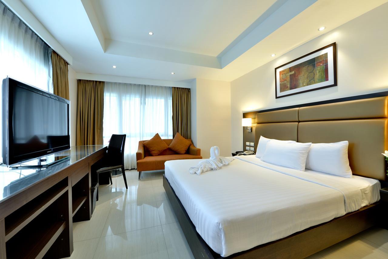 The Prestige Nana Otel Bangkok Dış mekan fotoğraf