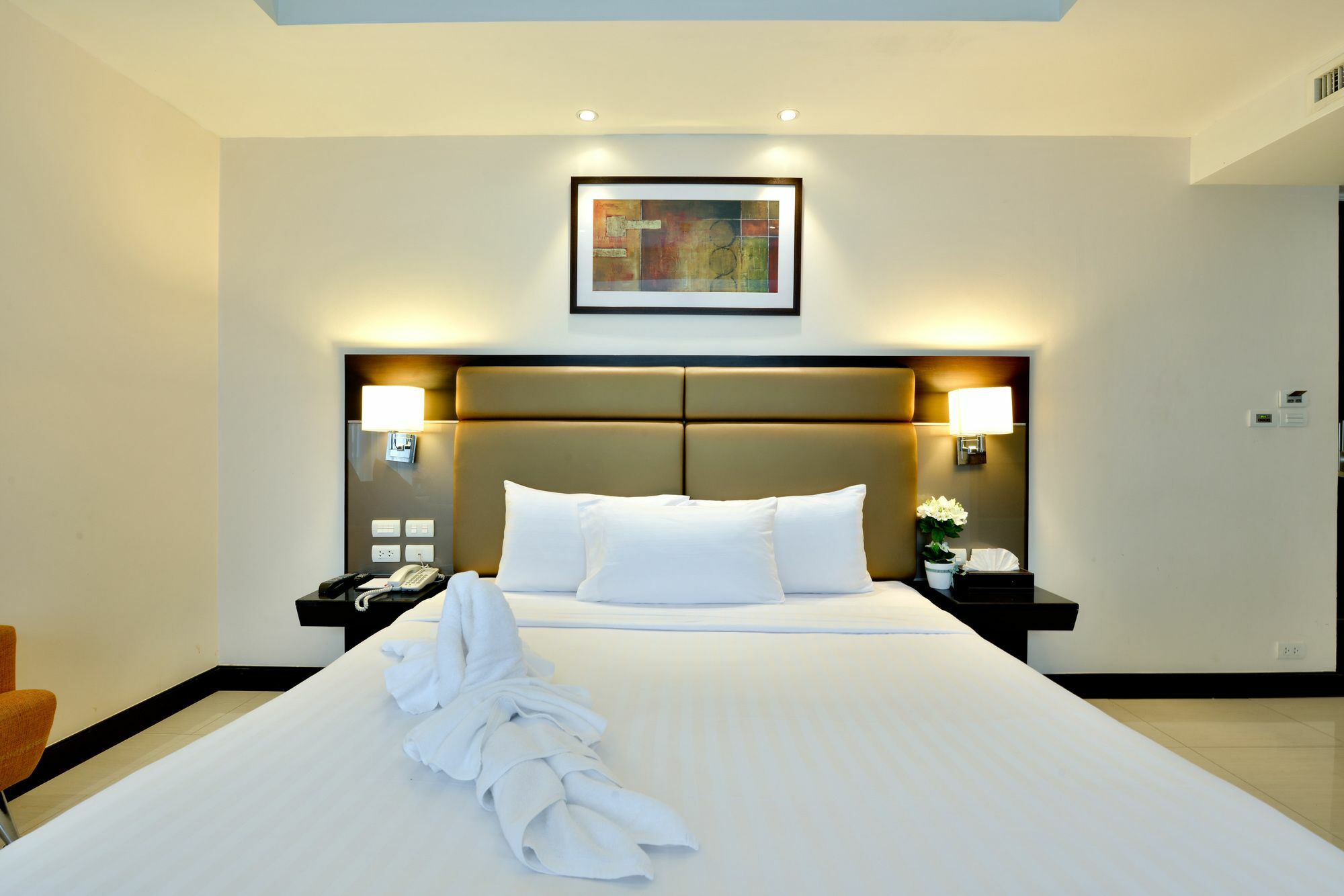 The Prestige Nana Otel Bangkok Dış mekan fotoğraf